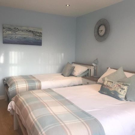 Coast 77 B&B Poole Exteriér fotografie