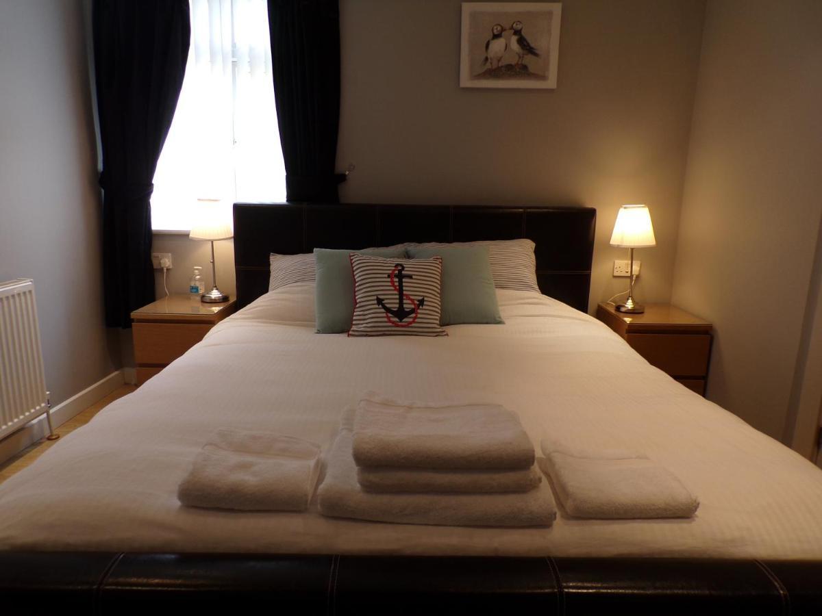 Coast 77 B&B Poole Exteriér fotografie